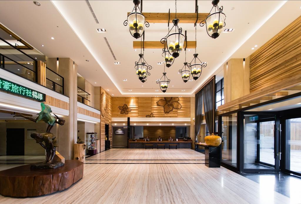 Chiayi Oriental Pearl International Hotel Fanlu Exteriör bild