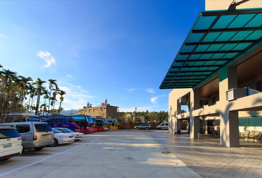 Chiayi Oriental Pearl International Hotel Fanlu Exteriör bild