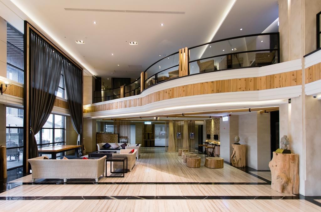 Chiayi Oriental Pearl International Hotel Fanlu Exteriör bild