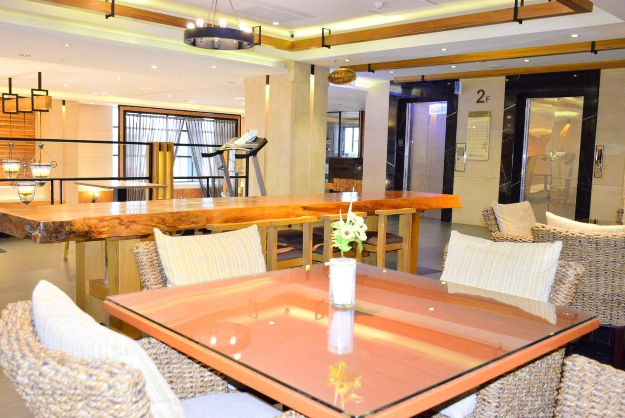 Chiayi Oriental Pearl International Hotel Fanlu Exteriör bild