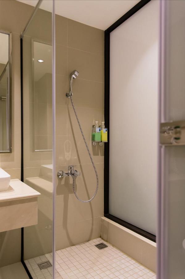 Chiayi Oriental Pearl International Hotel Fanlu Exteriör bild