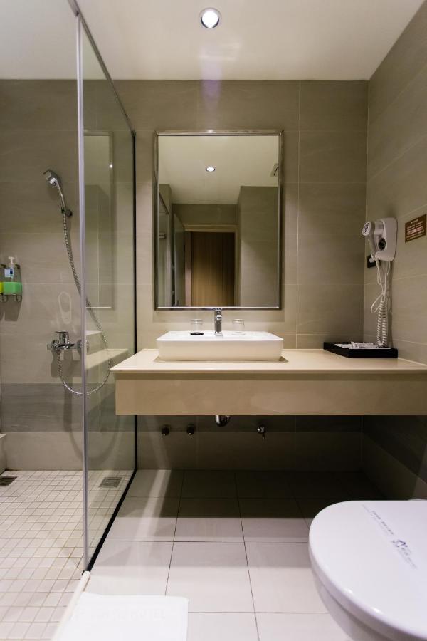 Chiayi Oriental Pearl International Hotel Fanlu Exteriör bild